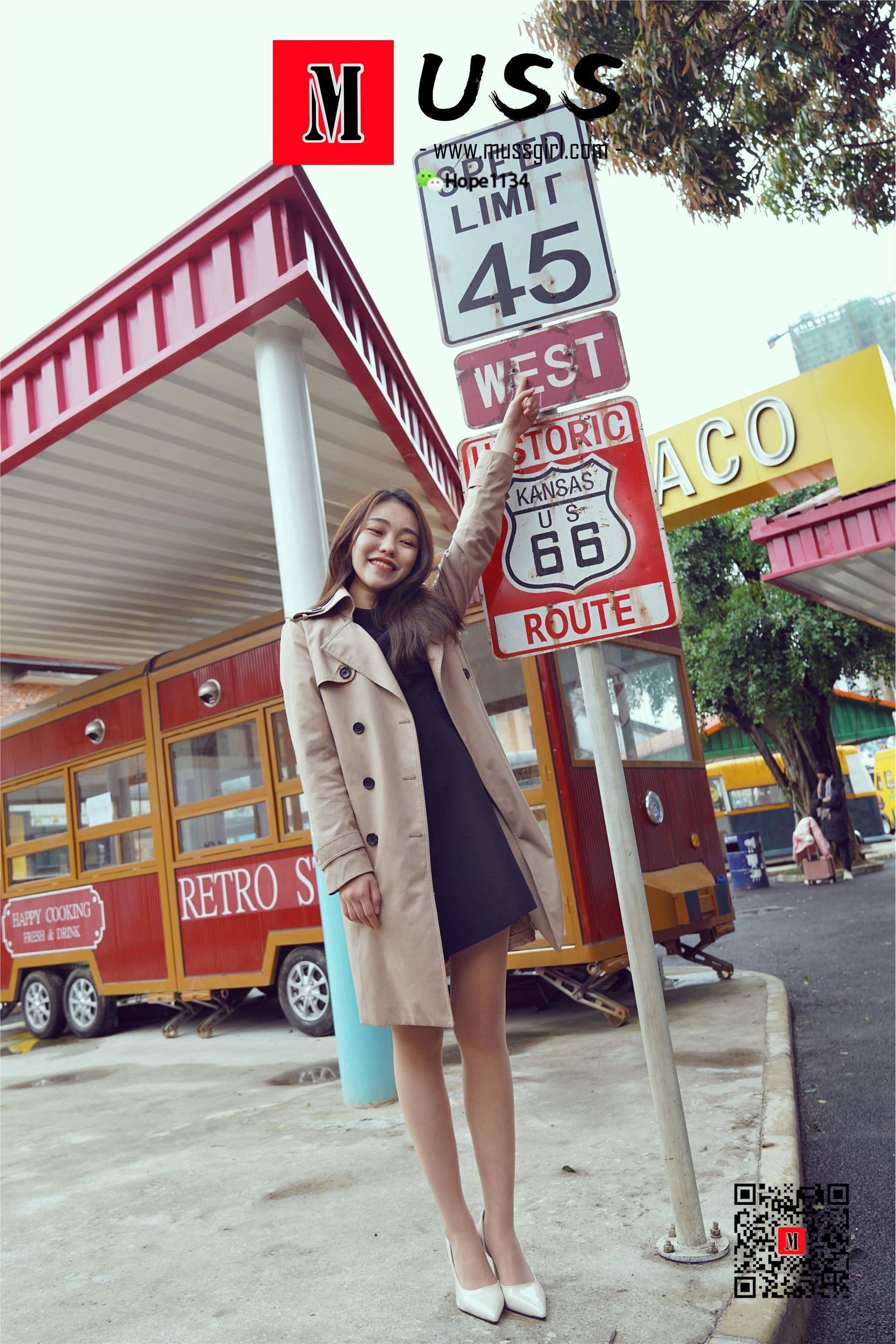 MussGirl慕丝女郎  NO.081 与她的电话亭之恋